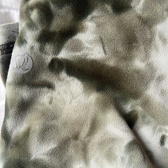 Lululemon leggings size 6 - Picture 2 of 5